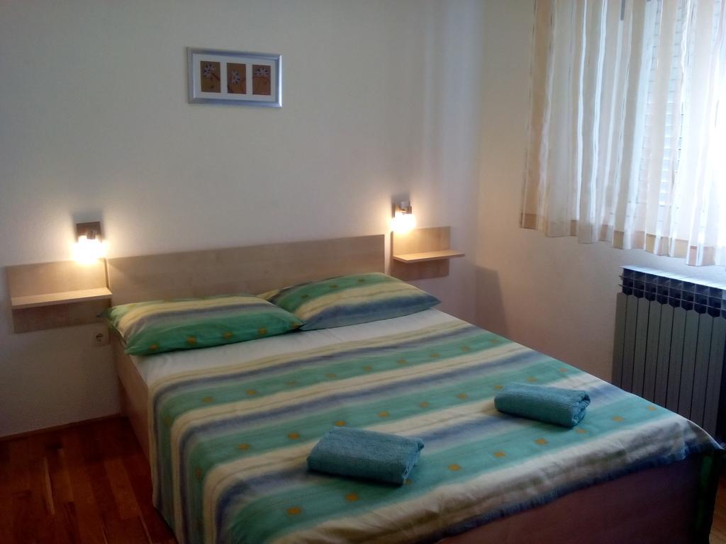Apartment Petra Baska Voda Exterior photo